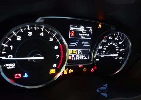 2017 Subaru Forester 2.5I Limited из США, поврежденный, VIN JF2SJARC9HH512315